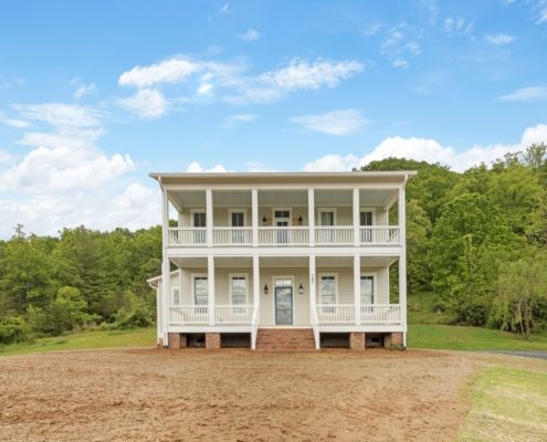 farmhouse-home-builders-hendersonville-nc Judd-Builders