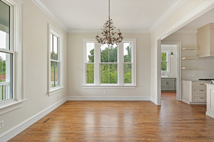 modern-farmhouse-kitchens_asheville_dining-room