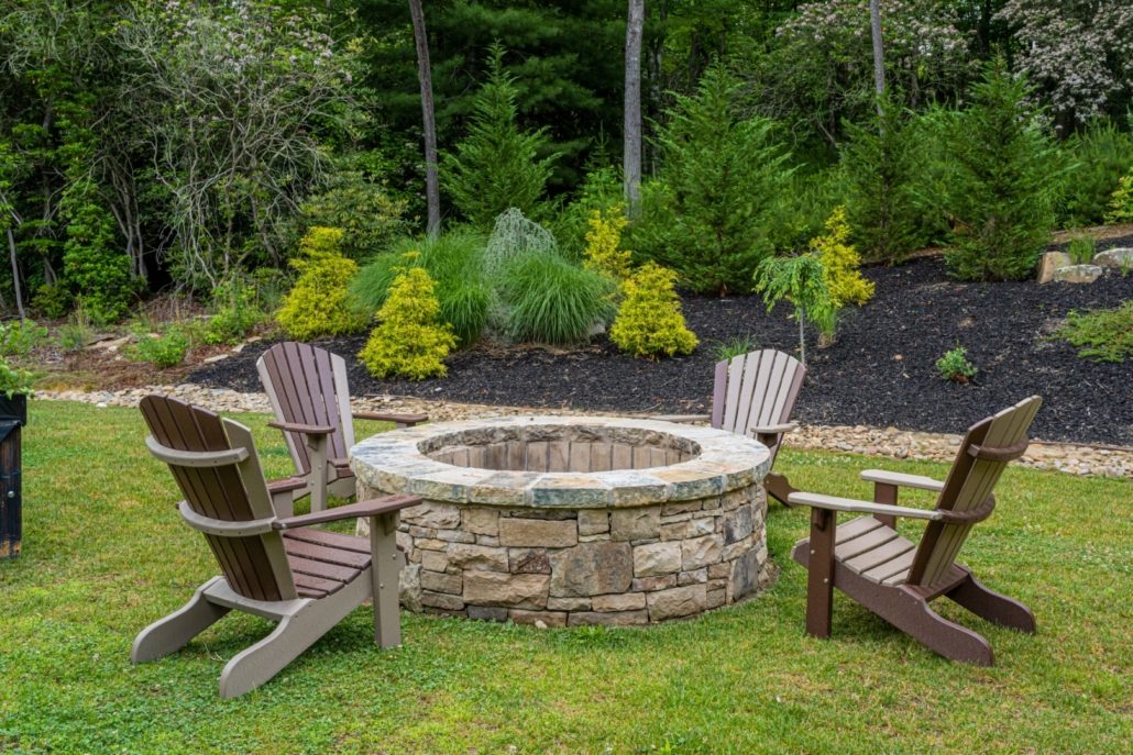 Outdoor Brick Fireplace - Landscaping Network